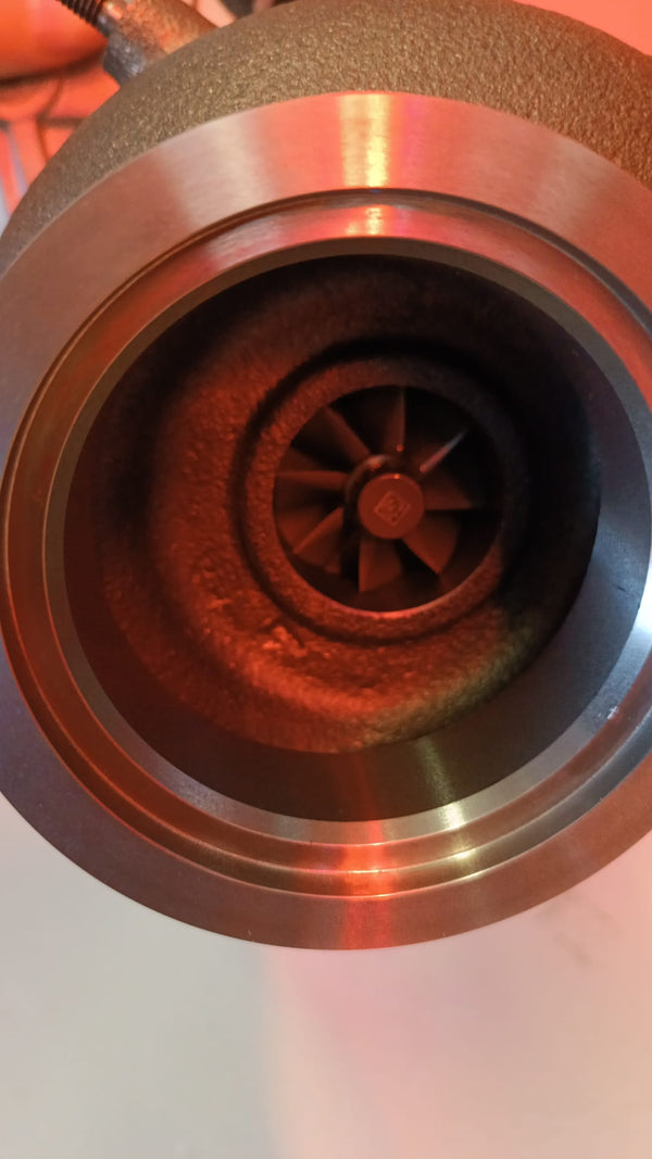 Turbina nuova originale Borgwarner Fiat 500 L 1.6 d multijet 120 cv 88 kw 00k68275206aa, 00k68303438aa, 00k68446425aa, 68275206aa, 68303438aa, k68275206aa, k68303438aa, 46339846, 55263023, 55266228, 71796386, 71796387, 71796389, 71796858 BORGWARNER