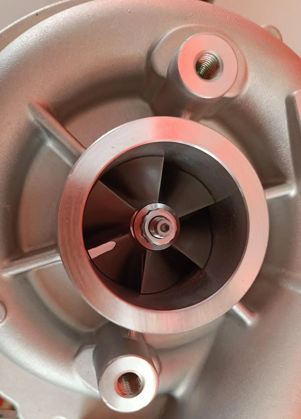 Turbina nuova non originale Ford Galaxy 2.0 tdci 130 cv 96 kw 1231955, 1327582, 1331247, 1406472, 1432212, 1483819, 3m5q6k682ba, 3m5q6k682bb, 3m5q6k682ca, 3m5q6k682cb, 3m5q6k682cc, 3m5q6k682cd, 7287680004, 7287680005 TurboMM