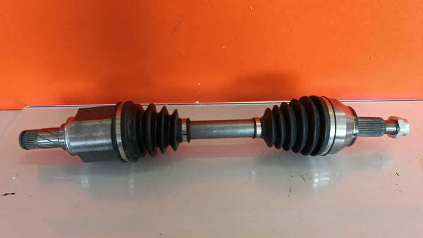 Semiasse nuovo Land Rover Range Rover Evoque 2.2 D 4x4 150 cv 110 kw 218408, LR024756 GSP / AKRON
