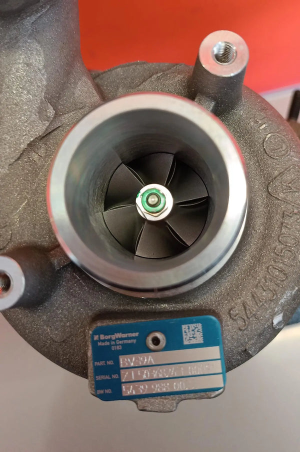 Turbina nuova originale Volkswagen TOURAN 1.9 TDI 105 cv 77 kw 038253016rv, 038253016rx, 038253056e, 038253056eu, 038253056ev, 038253056ex, 038253056g, 038253056gu, 038253056gv, 038253056gx BORGWARNER