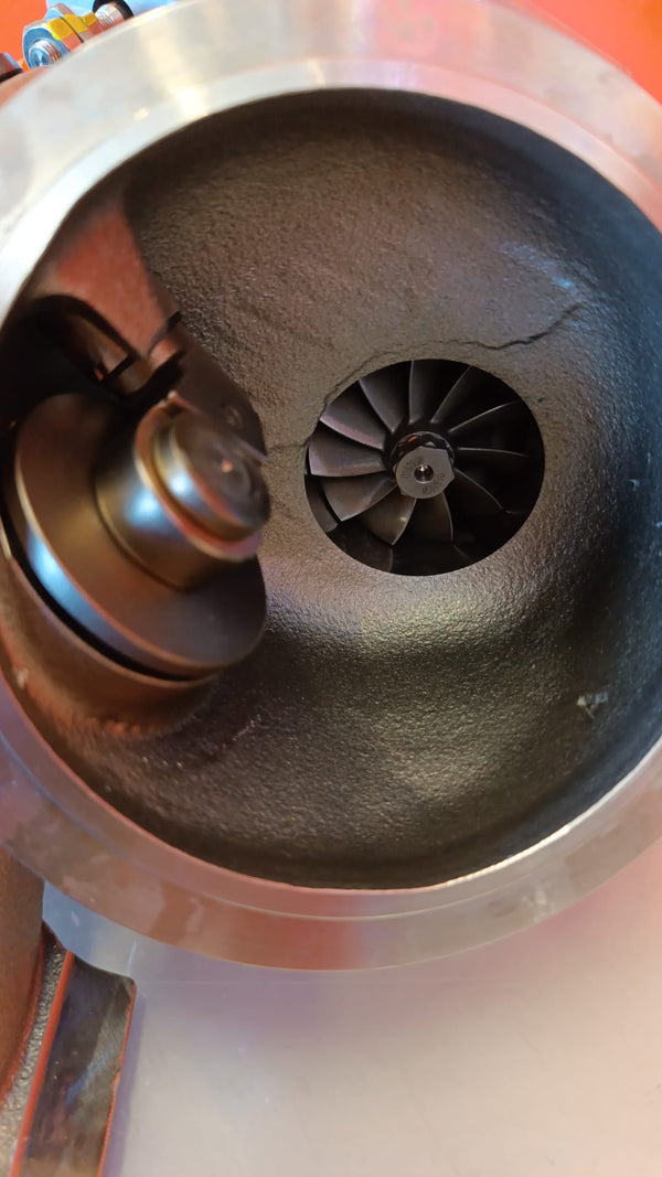 Turbina nuova originale MINI COUNTRYMAN Cooper S ALL4 192 cv 141 kw 708837, 7088370001, 0006314v001000000, 1600960499, 160096049980, a16009600499, a160096049980, c0006341v001, c0006314v001000000, q0006314v001000000 TurboMM