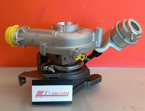 Turbina nuova non originale Renault Master III 2.3 dci rwd 146 cv 107