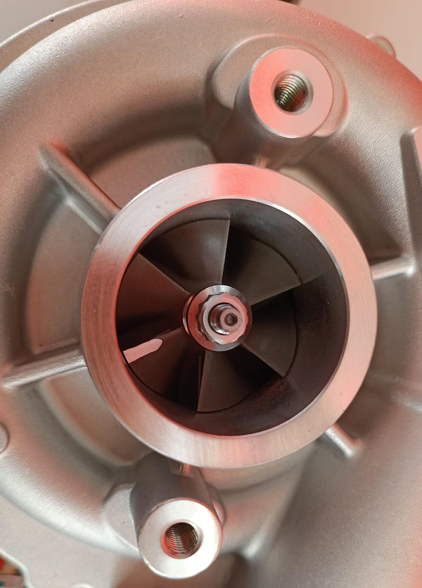 Turbina nuova non originale Ford Mondeo IV Turnier 2.0 tdci 115 cv 85 kw 1231955, 1327582, 1331247, 1406472, 1432212, 1483819, 3m5q6k682ba, 3m5q6k682bb, 3m5q6k682ca, 3m5q6k682cb, 3m5q6k682cc, 3m5q6k682cd, 7287680004, 7287680005 TurboMM