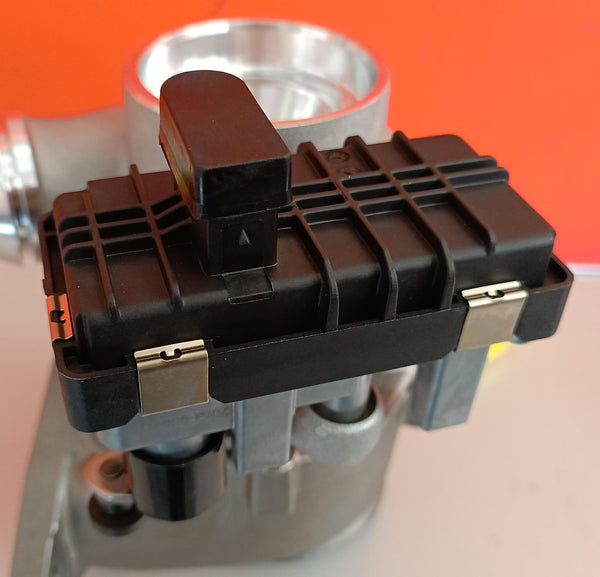 Turbina nuova non originale Land Rover Range Rover Evoque 2.0 d 150 cv 110 kw Jde39467, g4d36k682ad, g4d36k682ae, g4d36k682af, g4d36k682ag, g4d36k682ah, lr073722, lr083483, lr094424, 4933501930, 49335-01940, 4933501950, 4933501960, 4933501970 TurboMM
